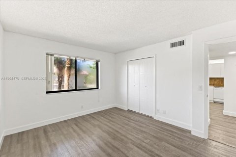 Condominio en venta en Weston, Florida, 2 dormitorios, 114.36 m2 № 2153321 - foto 21