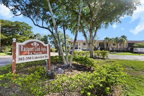 Condominio en venta en Weston, Florida, 2 dormitorios, 114.36 m2 № 2153321 - foto 1