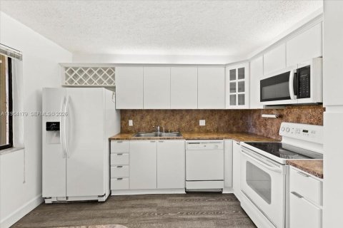 Condominio en venta en Weston, Florida, 2 dormitorios, 114.36 m2 № 2153321 - foto 9