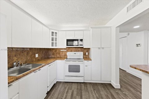 Condominio en venta en Weston, Florida, 2 dormitorios, 114.36 m2 № 2153321 - foto 10