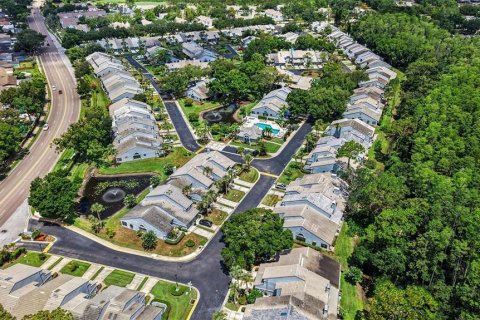 Townhouse in Tampa, Florida 3 bedrooms, 152.73 sq.m. № 2200436 - photo 27