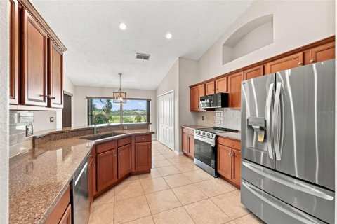 Villa ou maison à vendre à Clermont, Floride: 3 chambres, 160.26 m2 № 2423979 - photo 12