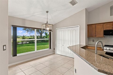 Villa ou maison à vendre à Clermont, Floride: 3 chambres, 160.26 m2 № 2423979 - photo 13