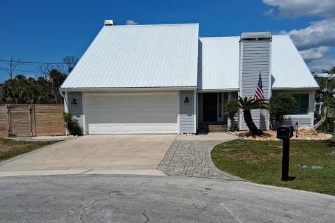 Villa ou maison à vendre à Port Richey, Floride: 3 chambres, 146.6 m2 № 2091618 - photo 2