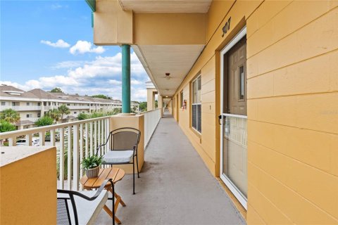 Copropriété à vendre à Clearwater, Floride: 2 chambres, 112.41 m2 № 2151876 - photo 22