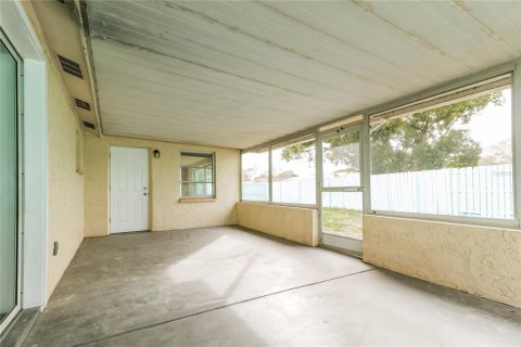 Casa en alquiler en Port Richey, Florida, 3 dormitorios, 158.96 m2 № 1866099 - foto 9