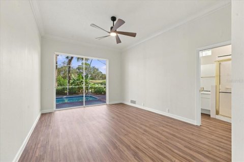House in Weeki Wachee, Florida 4 bedrooms, 186.18 sq.m. № 2424440 - photo 23