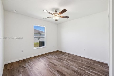 Снять в аренду виллу или дом в Кейп-Корал, Флорида 4 спальни, № 1958144 - фото 28