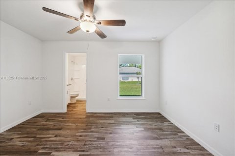 Снять в аренду виллу или дом в Кейп-Корал, Флорида 4 спальни, № 1958144 - фото 19