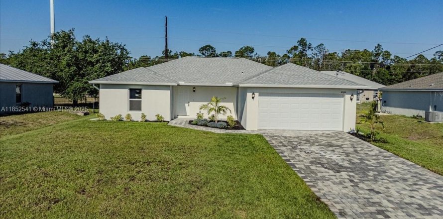 Дом в Кейп-Корал, Флорида 4 спальни № 1958144