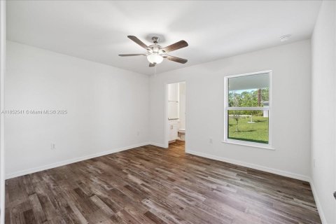 Снять в аренду виллу или дом в Кейп-Корал, Флорида 4 спальни, № 1958144 - фото 18