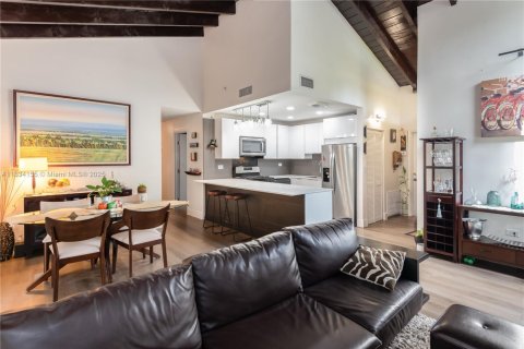 Condo in Miramar, Florida, 3 bedrooms  № 1813957 - photo 3