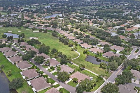 Condo in Sun City Center, Florida, 2 bedrooms № 2216993 - photo 19