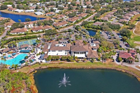 Condo in Sun City Center, Florida, 2 bedrooms № 2216993 - photo 6