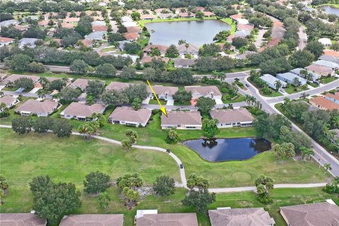 Condo in Sun City Center, Florida, 2 bedrooms № 2216993 - photo 18