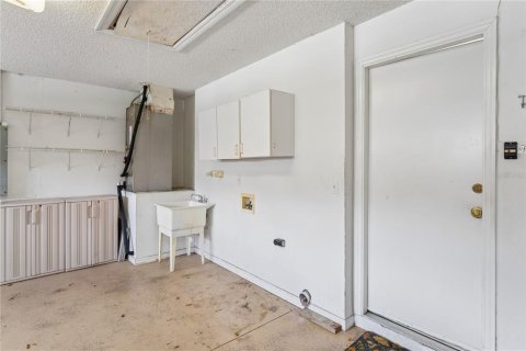 Condo in Sun City Center, Florida, 2 bedrooms № 2216993 - photo 24