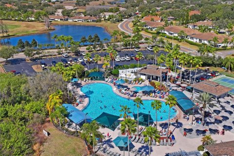 Condo in Sun City Center, Florida, 2 bedrooms № 2216993 - photo 7