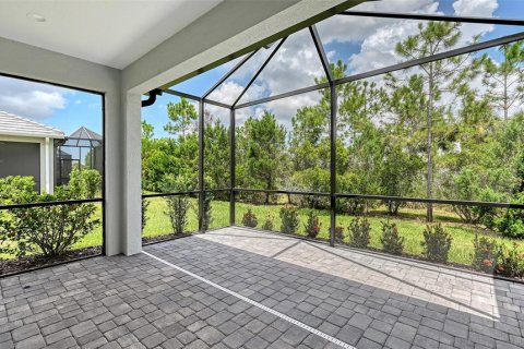 House in Venice, Florida 3 bedrooms, 171.68 sq.m. № 1879466 - photo 11