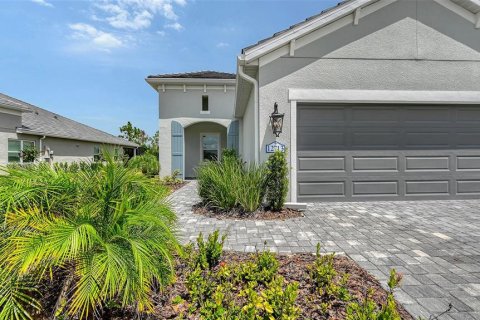 House in Venice, Florida 3 bedrooms, 171.68 sq.m. № 1879466 - photo 1