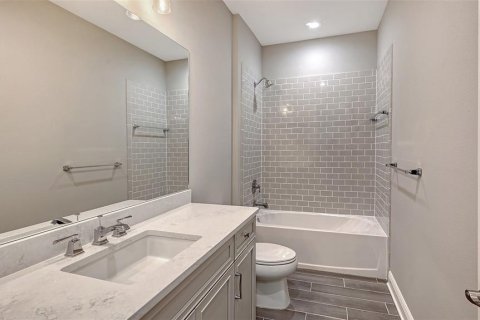 House in Venice, Florida 3 bedrooms, 171.68 sq.m. № 1879466 - photo 30