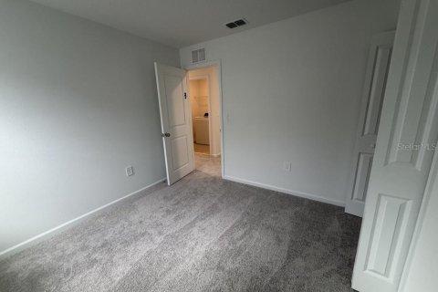 House in Eustis, Florida 4 bedrooms, 174.1 sq.m. № 2207981 - photo 14