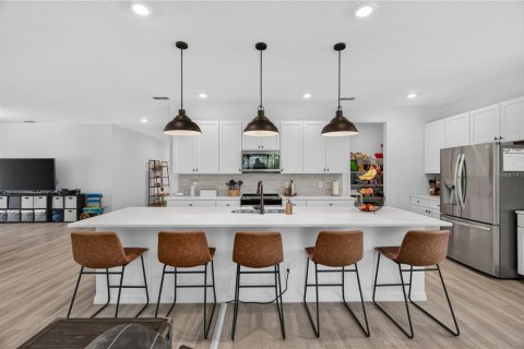 Villa ou maison à vendre à Deltona, Floride: 4 chambres, 256.41 m2 № 2138084 - photo 14