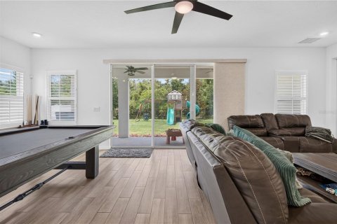 Villa ou maison à vendre à Deltona, Floride: 4 chambres, 256.41 m2 № 2138084 - photo 23