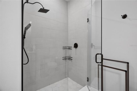 Villa ou maison à vendre à Deltona, Floride: 4 chambres, 256.41 m2 № 2138084 - photo 28