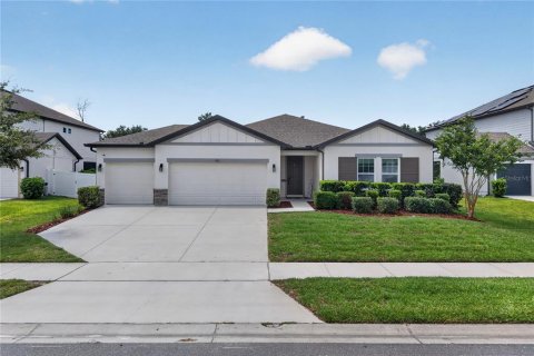 Villa ou maison à vendre à Deltona, Floride: 4 chambres, 256.41 m2 № 2138084 - photo 2