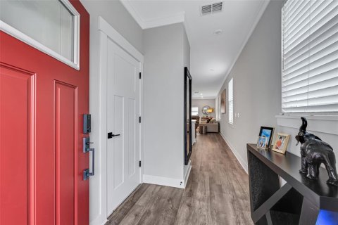 Townhouse in Tampa, Florida 3 bedrooms, 195.47 sq.m. № 1869612 - photo 5