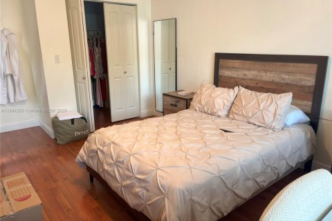 Touwnhouse à louer à Doral, Floride: 3 chambres, 176.33 m2 № 1931130 - photo 11
