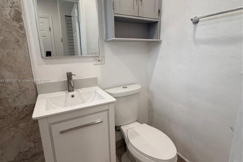 House in Homestead, Florida 2 bedrooms, 51.65 sq.m. № 1952675 - photo 11