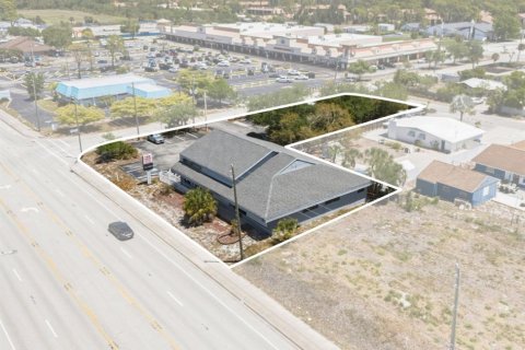 Propiedad comercial en Englewood, Florida 450.67 m2 № 2103677
