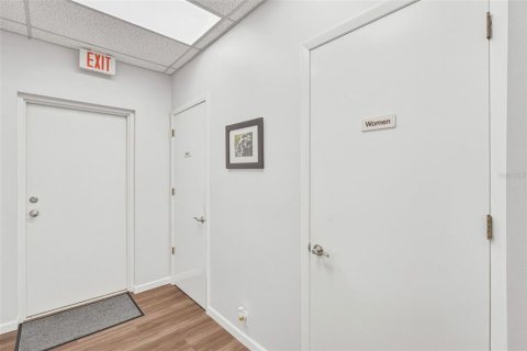 Immobilier commercial à vendre à Englewood, Floride: 450.67 m2 № 2103677 - photo 27
