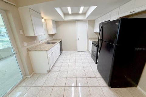 House in Kissimmee, Florida 2 bedrooms, 92.9 sq.m. № 1679979 - photo 5