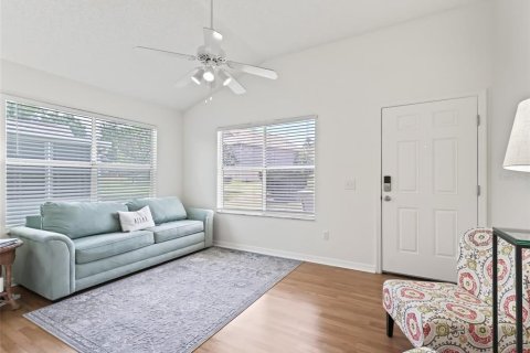 House in The Villages, Florida 2 bedrooms, 110.74 sq.m. № 1243929 - photo 26