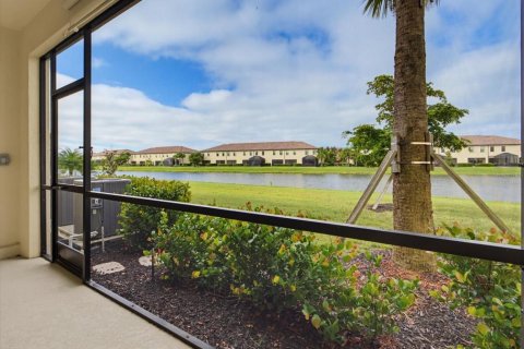 Touwnhouse à vendre à Venice, Floride: 3 chambres, 181.07 m2 № 2399001 - photo 4