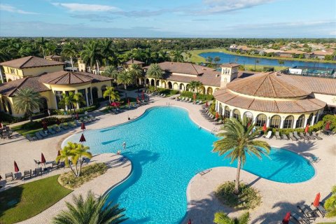 Touwnhouse à vendre à Venice, Floride: 3 chambres, 181.07 m2 № 2399001 - photo 7