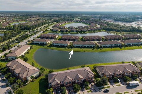 Touwnhouse à vendre à Venice, Floride: 3 chambres, 181.07 m2 № 2399001 - photo 5