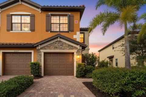 Touwnhouse à vendre à Venice, Floride: 3 chambres, 181.07 m2 № 2399001 - photo 2