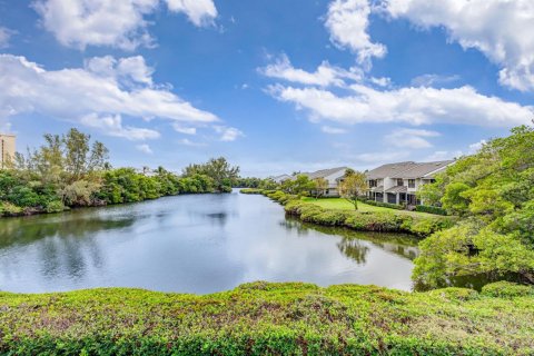 Condo in Jupiter, Florida, 2 bedrooms № 2154975 - photo 3