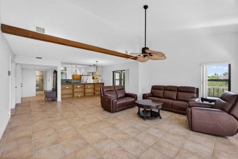 Condo in Jupiter, Florida, 2 bedrooms № 2154975 - photo 12