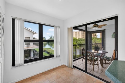 Condo in Jupiter, Florida, 2 bedrooms № 2154975 - photo 18