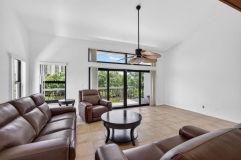 Condo in Jupiter, Florida, 2 bedrooms № 2154975 - photo 9