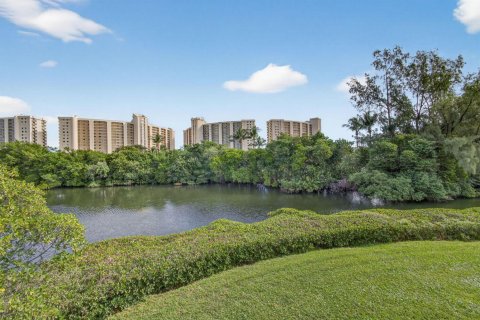 Condo in Jupiter, Florida, 2 bedrooms № 2154975 - photo 27