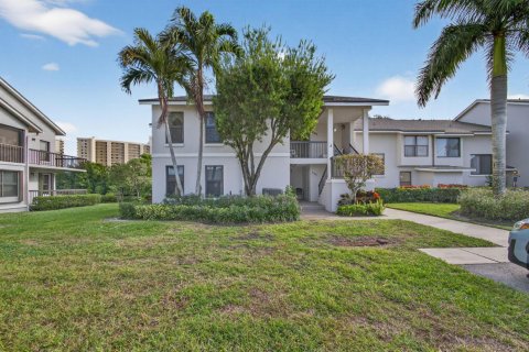 Condo in Jupiter, Florida, 2 bedrooms № 2154975 - photo 2