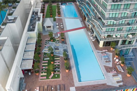 Condominio en venta en Miami, Florida, 2 dormitorios, 118.82 m2 № 2000651 - foto 24