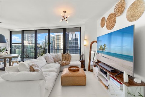 Condominio en venta en Miami, Florida, 2 dormitorios, 118.82 m2 № 2000651 - foto 15
