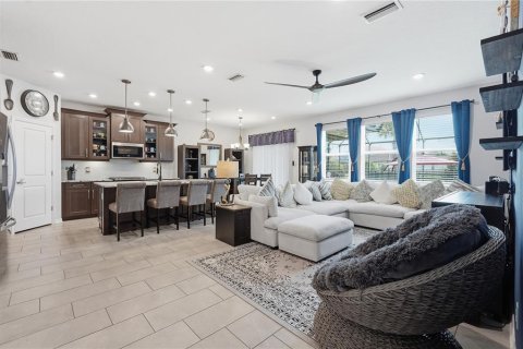 Casa en venta en Lakewood Ranch, Florida, 4 dormitorios, 217.39 m2 № 2200076 - foto 8