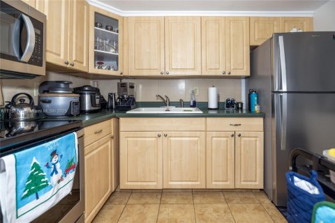Condominio en venta en Miami, Florida, 2 dormitorios, 78.04 m2 № 1859905 - foto 22